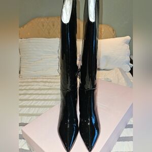 Louise et CIE Black Patent leather boots…. Brand new with Tags.
